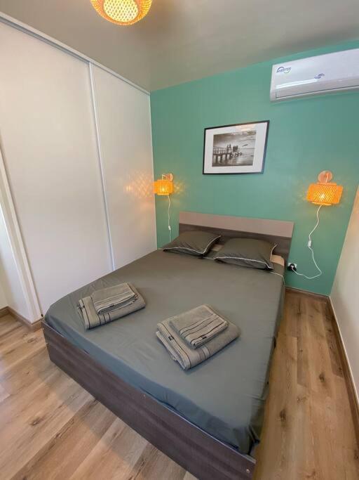 Tiny Kaz Apartment Saint Pierre Bagian luar foto